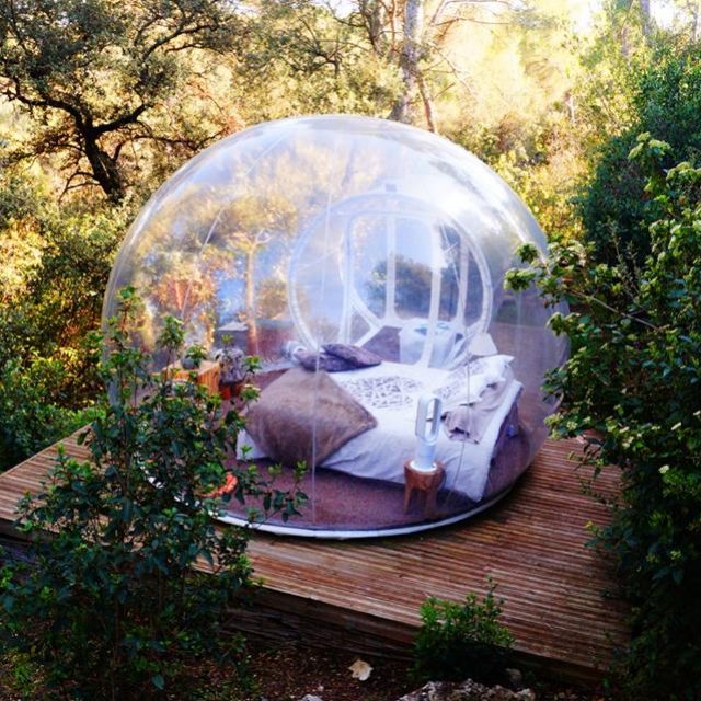 Dormir dans bulle transparente pour une nuit ou un week-end